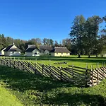 度假居 Uuelu Turismitalu