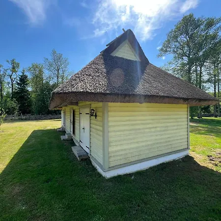 Uuelu Turismitalu Korkkula (Saare)