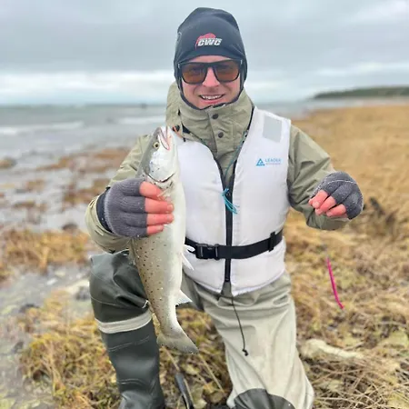 Nyaraló Uuelu Turismitalu Kõrkküla