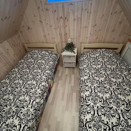 Uuelu Turismitalu Nyaraló Kõrkküla