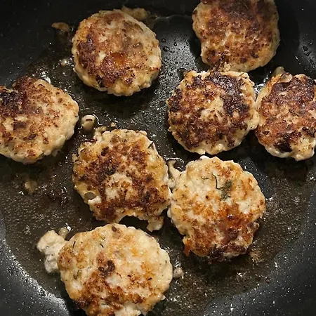 Nyaraló Uuelu Turismitalu *