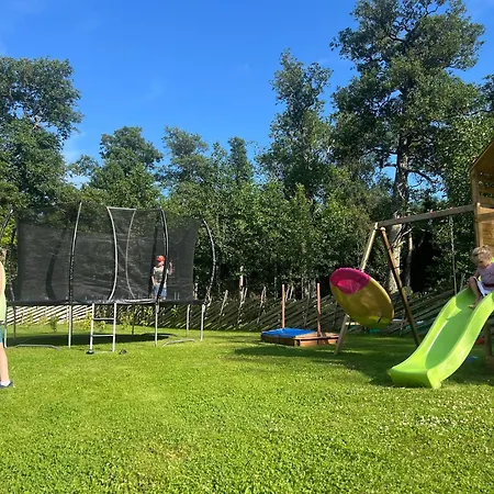 Nyaraló Uuelu Turismitalu