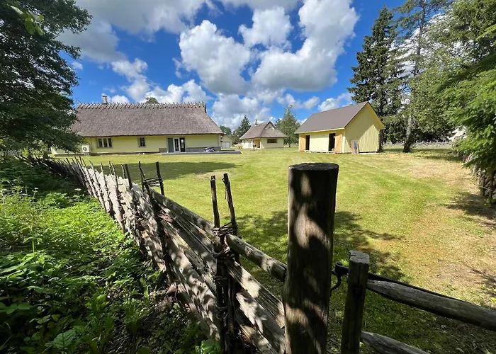 Nyaraló Uuelu Turismitalu *