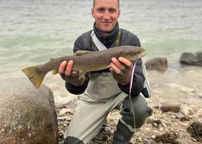 Nyaraló Uuelu Turismitalu *